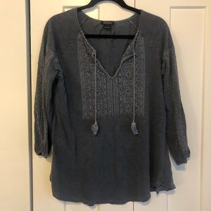 Lucky Brand Embroidered 3/4 Sleeve Peasant Top